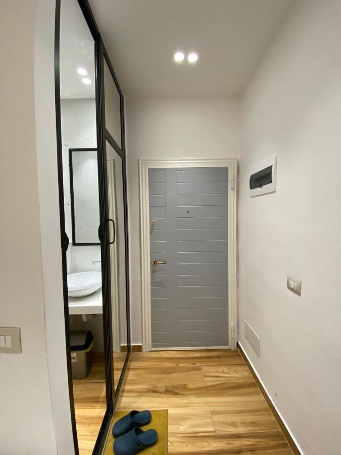 Luxury Apartment In Blloku Area Tirana Exterior photo